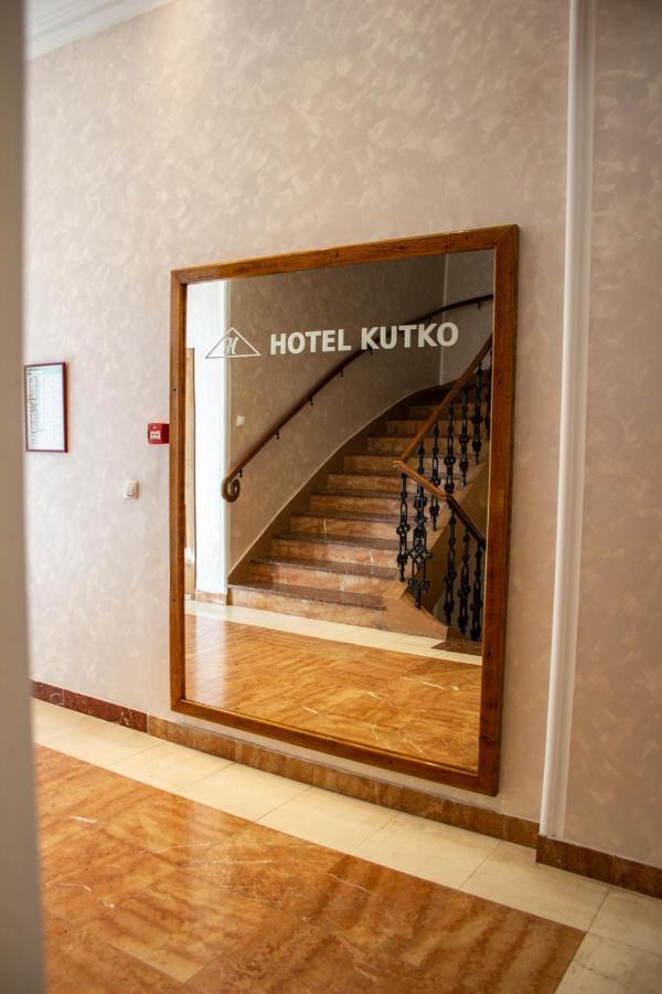 Hotel Kutko Pančevo Esterno foto