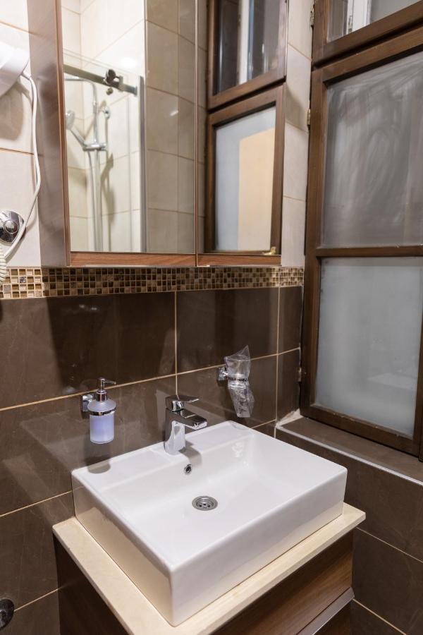 Hotel Kutko Pančevo Esterno foto